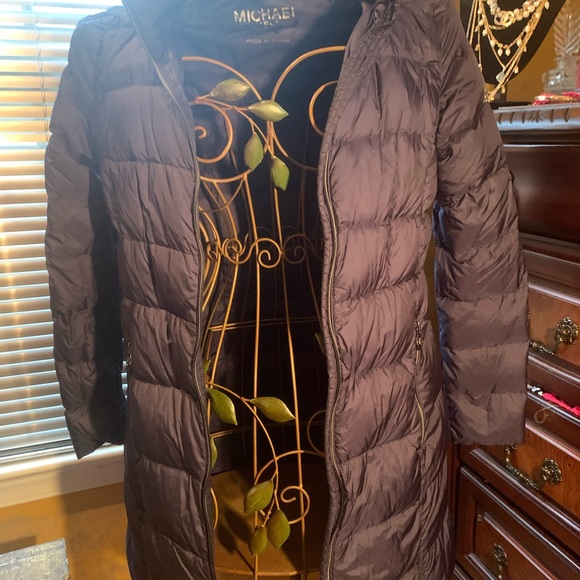 Michael Kors Packable Down Fill Puffer Coat - Picture 2 of 4